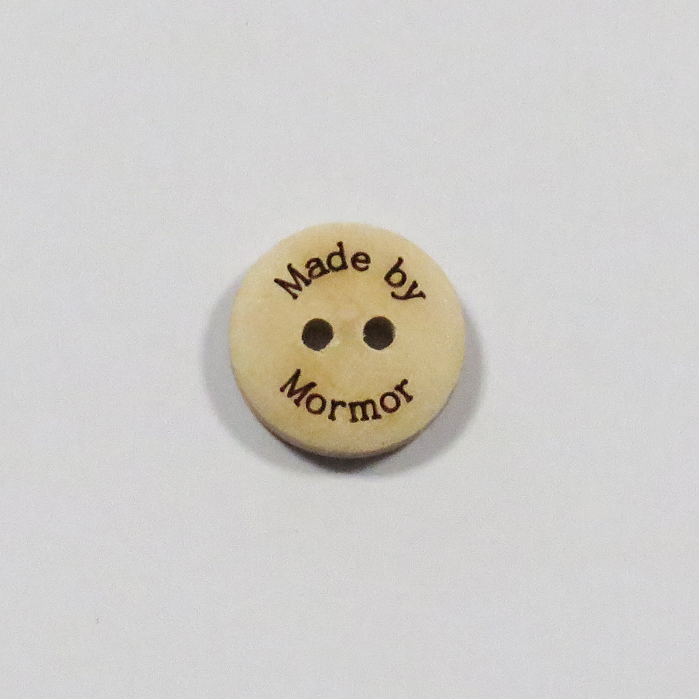 Knap - "Made by Mormor"