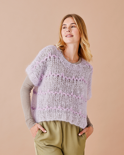 Pattern - oversized tee stripe detail