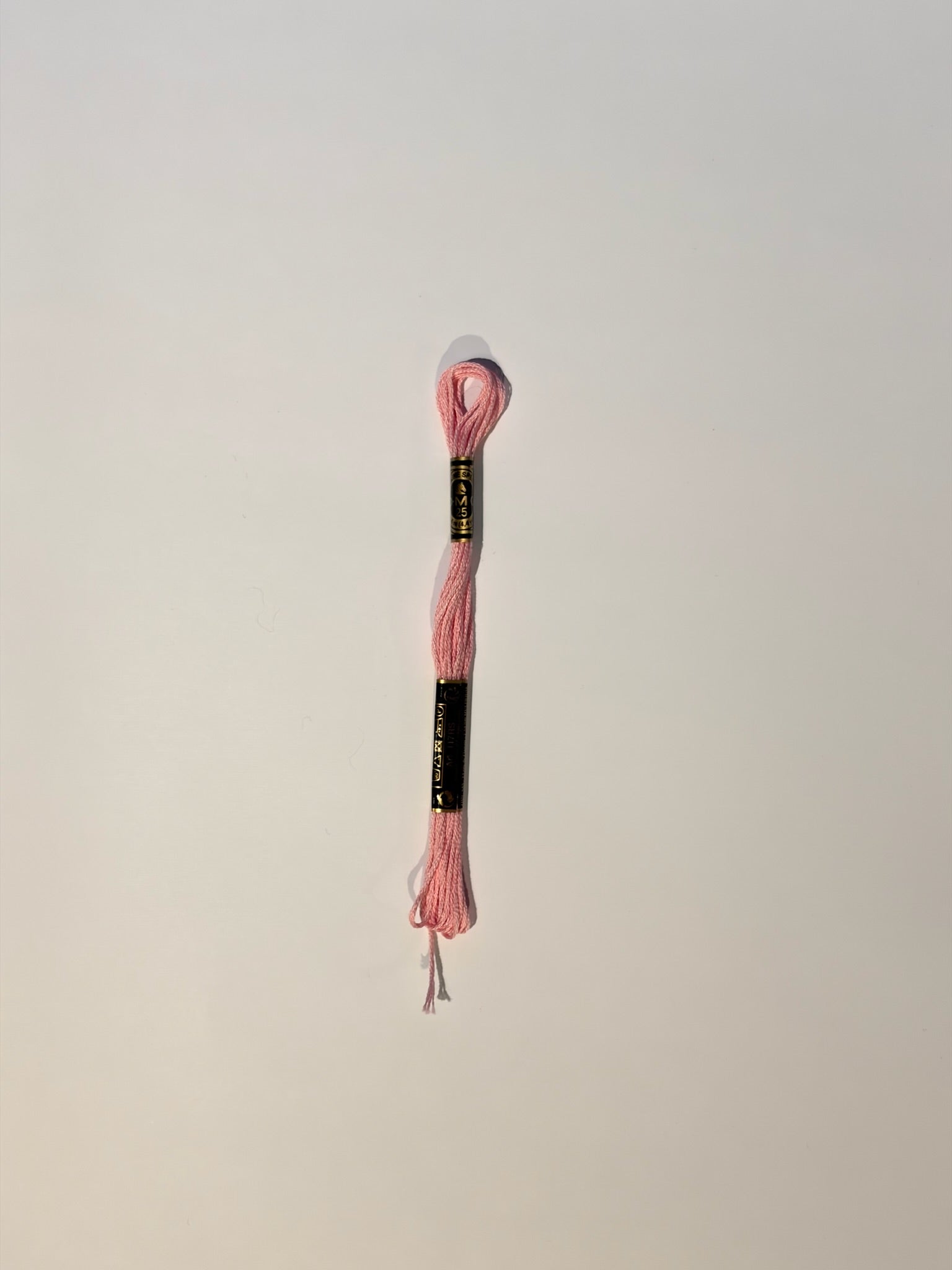 Broderigarn - 1 dukke - 4 m.